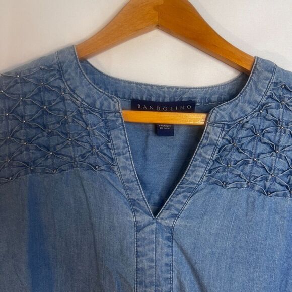 Bandolino Denim Vneck Cotton Blend Beaded Textured Shoulder Size Small Chambray - Picture 5 of 11